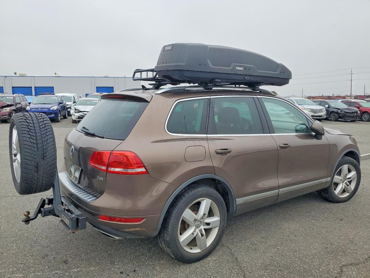 2012 VOLKSWAGEN TOUAREG V6 TDI photo 3