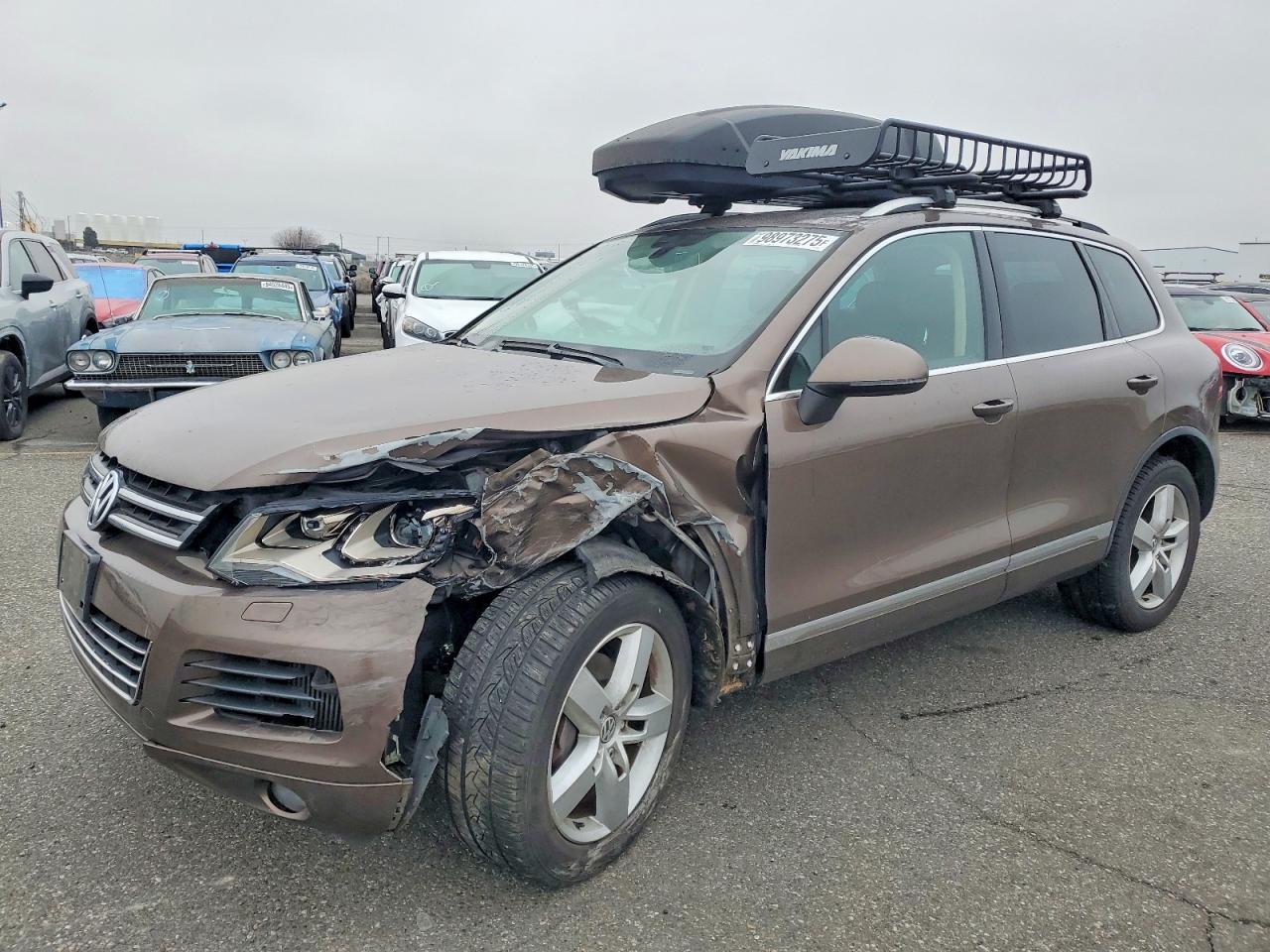 2012 VOLKSWAGEN TOUAREG