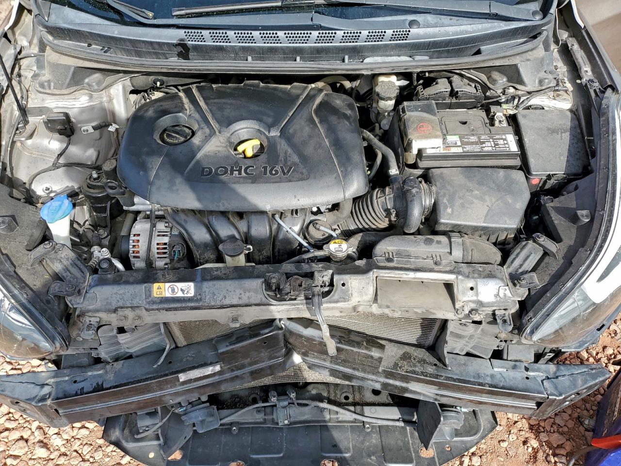 2016 HYUNDAI ELANTRA SE photo 11