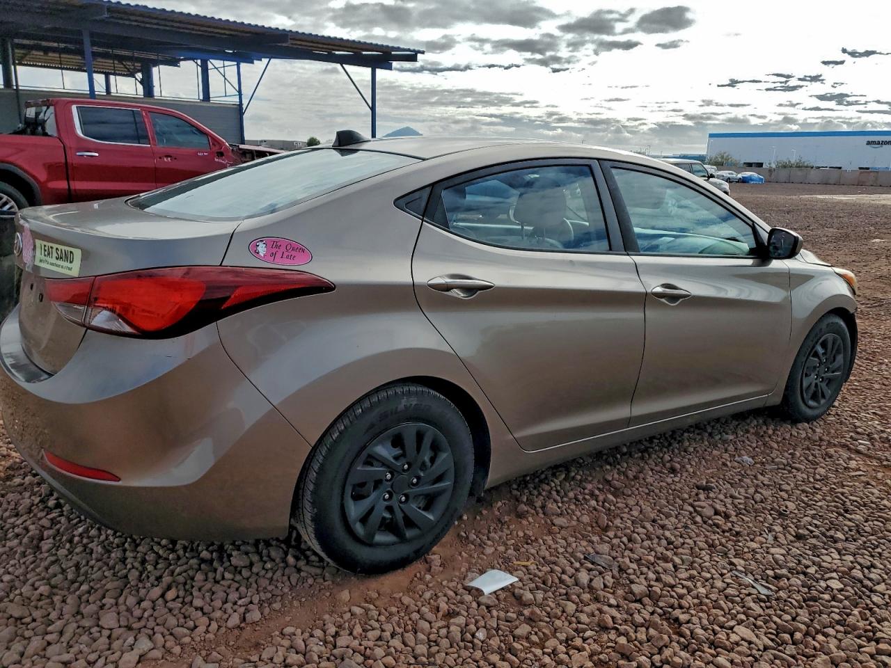 2016 HYUNDAI ELANTRA SE photo 3