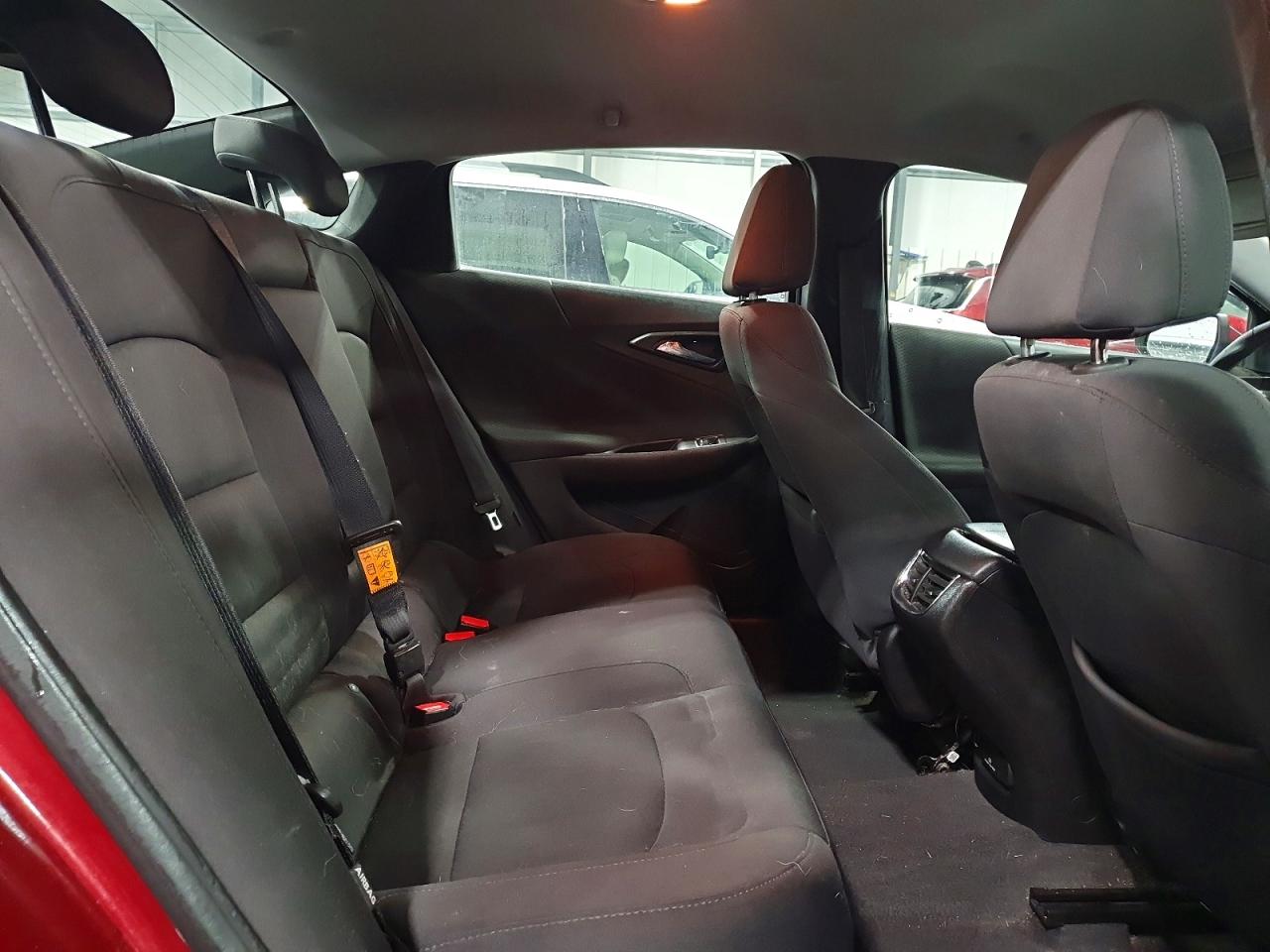 2017 CHEVROLET MALIBU LT photo 10
