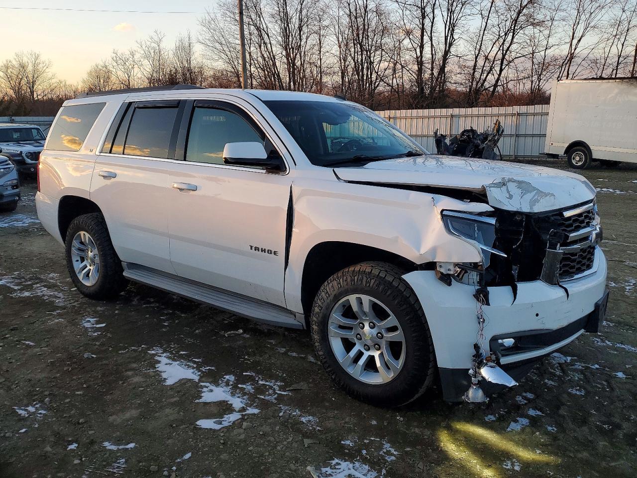 2015 CHEVROLET TAHOE K1500 LT photo 4