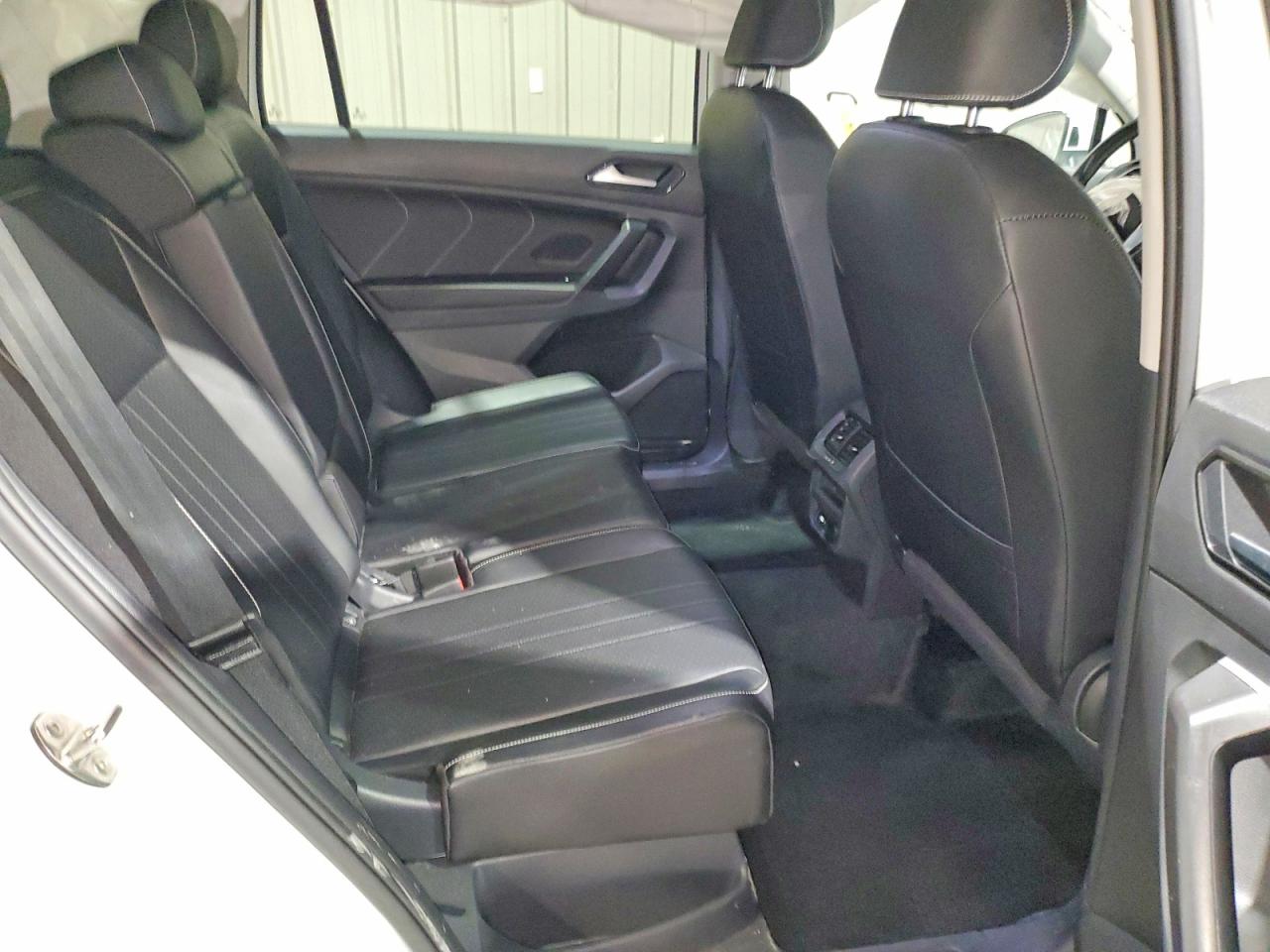 2024 VOLKSWAGEN TIGUAN SE photo 11