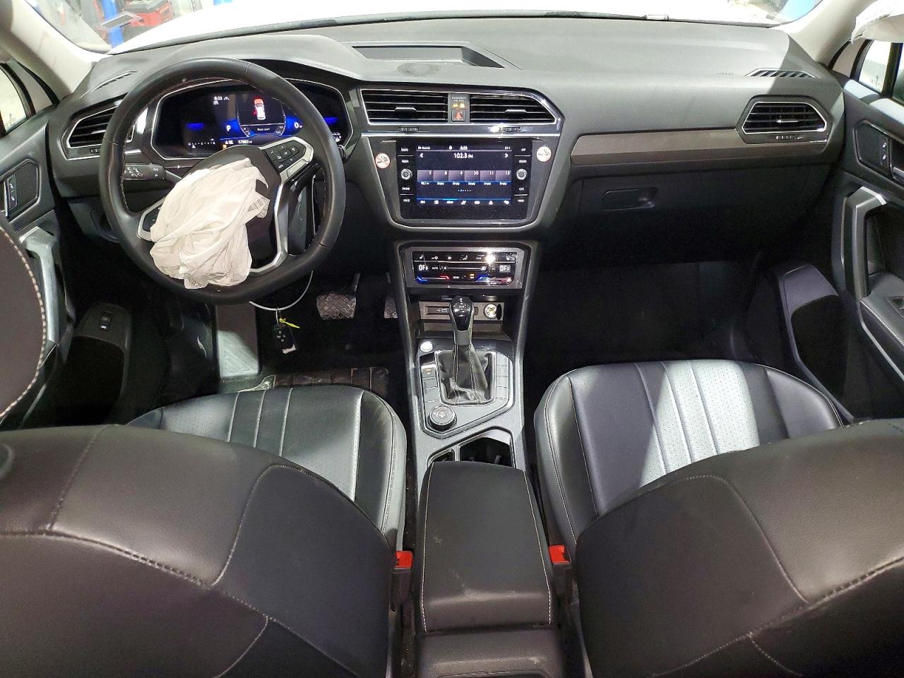 2024 VOLKSWAGEN TIGUAN SE photo 8