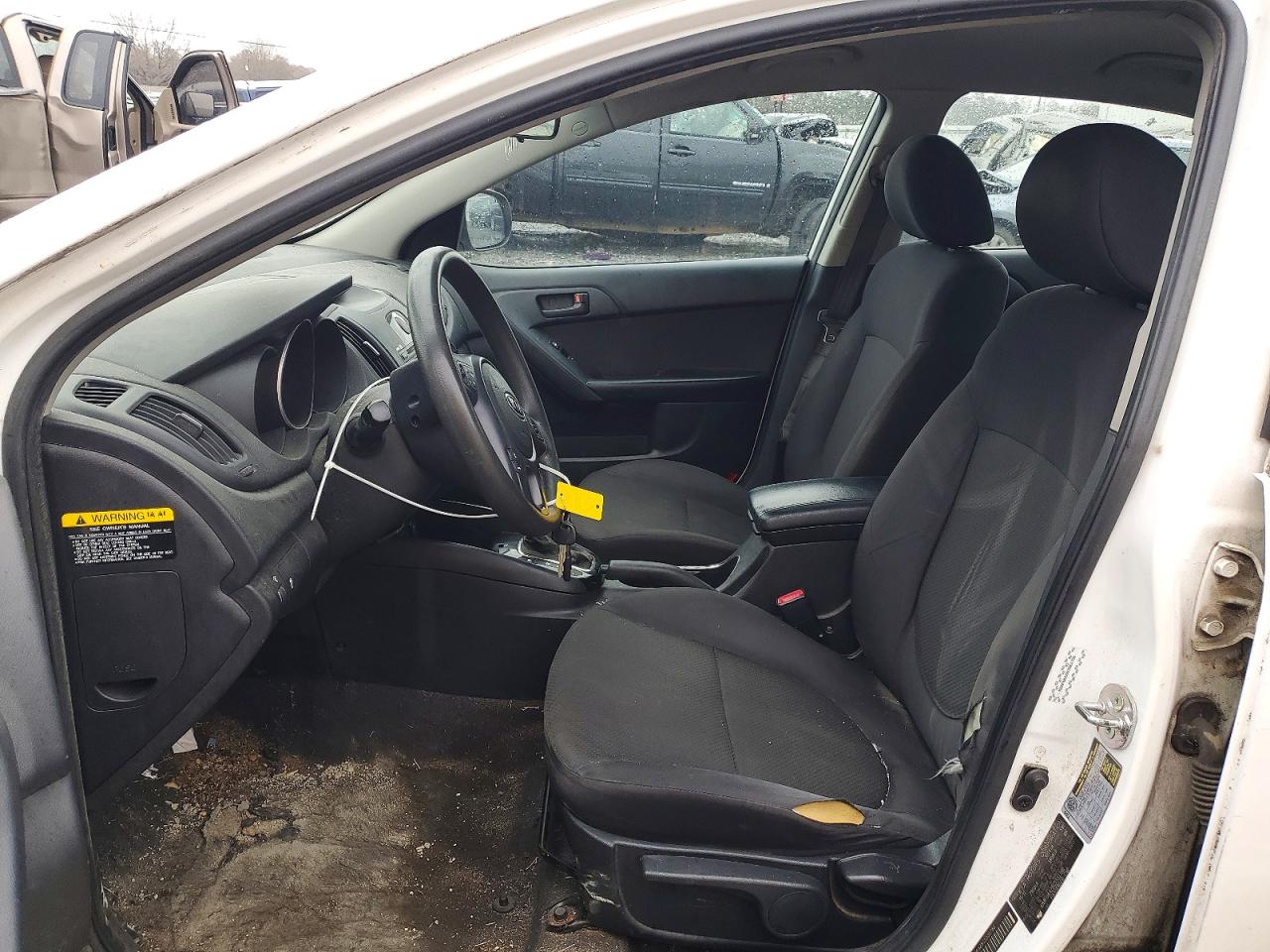 2012 KIA FORTE EX photo 7