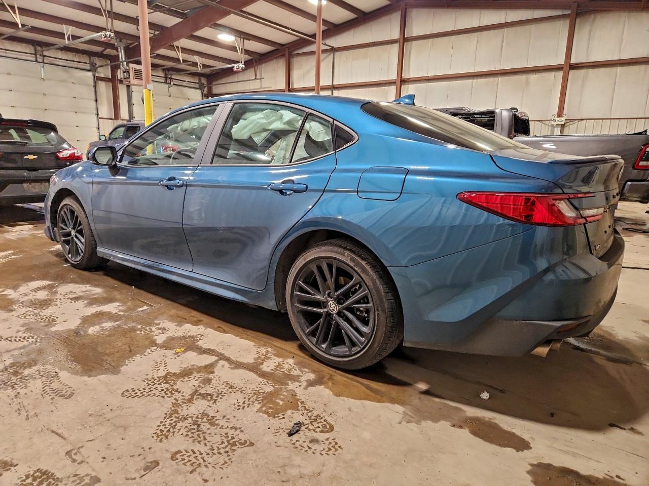 2025 TOYOTA CAMRY XSE photo 2