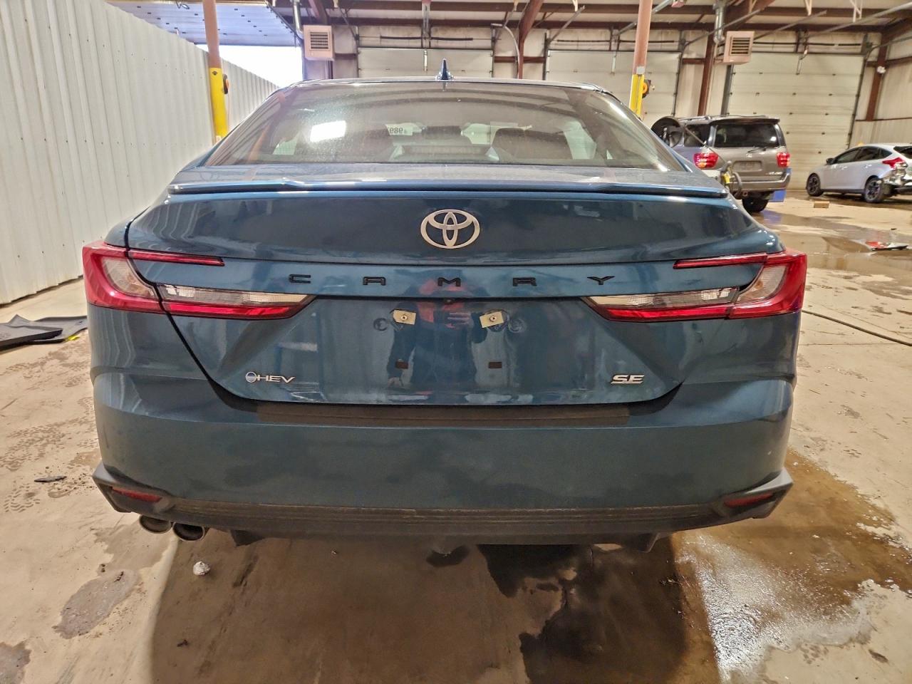 2025 TOYOTA CAMRY XSE photo 6