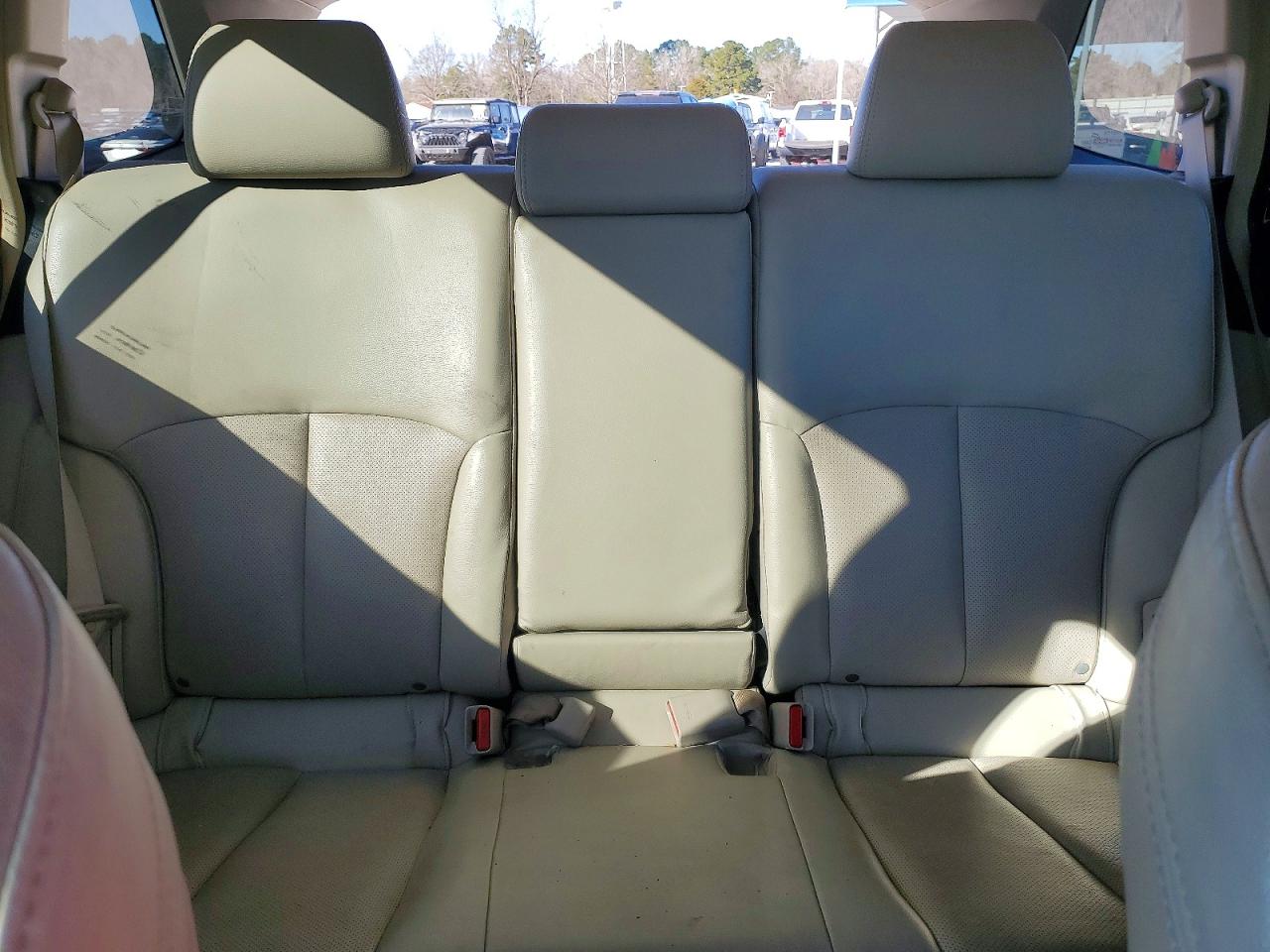 2012 SUBARU OUTBACK 3.6R LIMITED photo 10