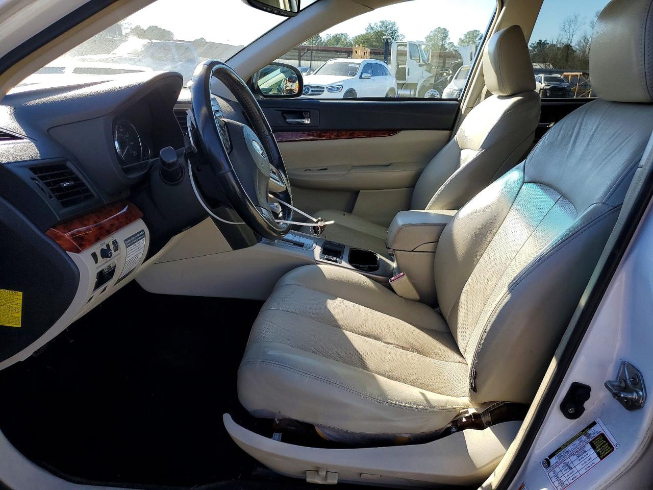 2012 SUBARU OUTBACK 3.6R LIMITED photo 7