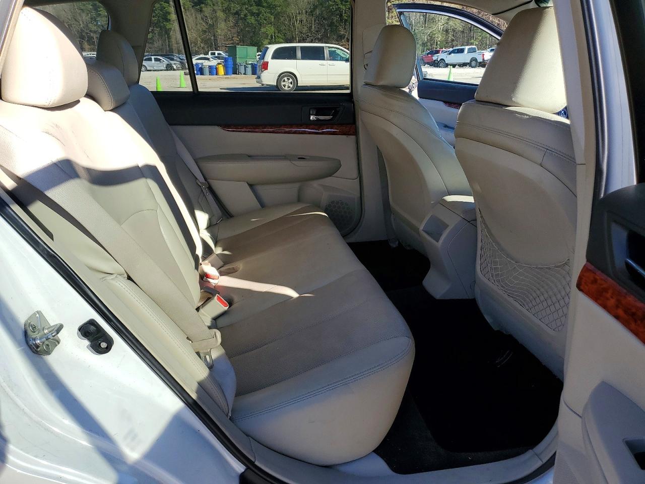 2012 SUBARU OUTBACK 3.6R LIMITED photo 11