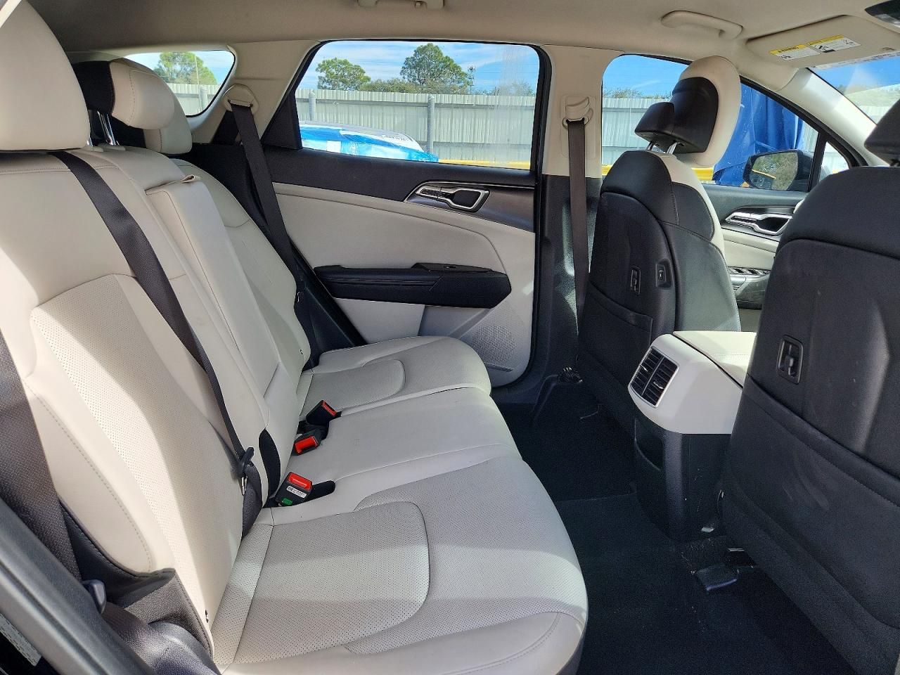 2023 KIA SPORTAGE EX photo 11