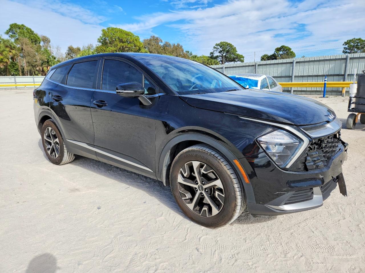 2023 KIA SPORTAGE EX photo 4