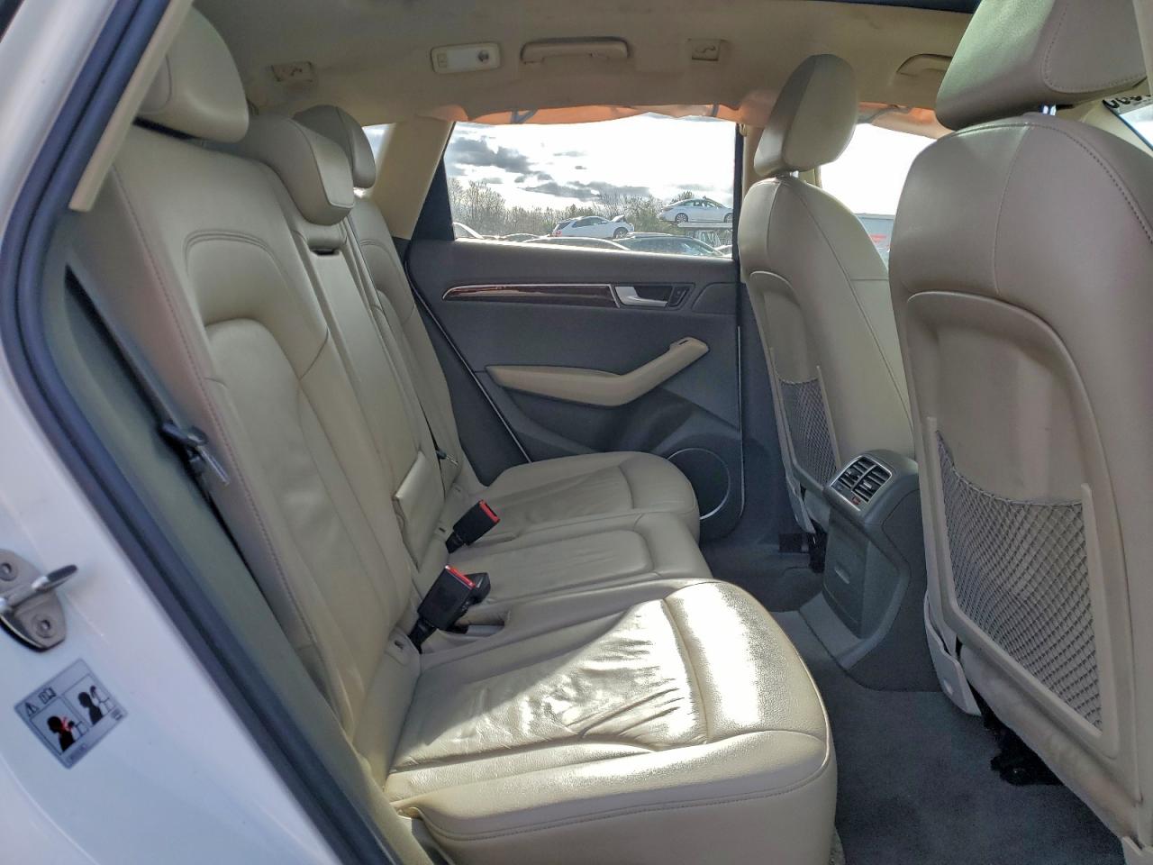 2012 AUDI Q5 PREMIUM PLUS photo 11