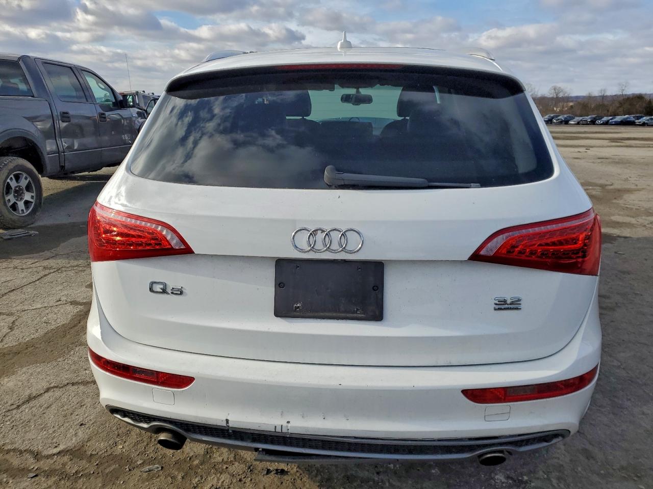 2012 AUDI Q5 PREMIUM PLUS photo 6