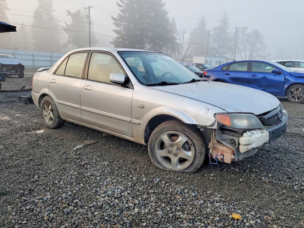 2002 MAZDA PROTEGE DX photo 4