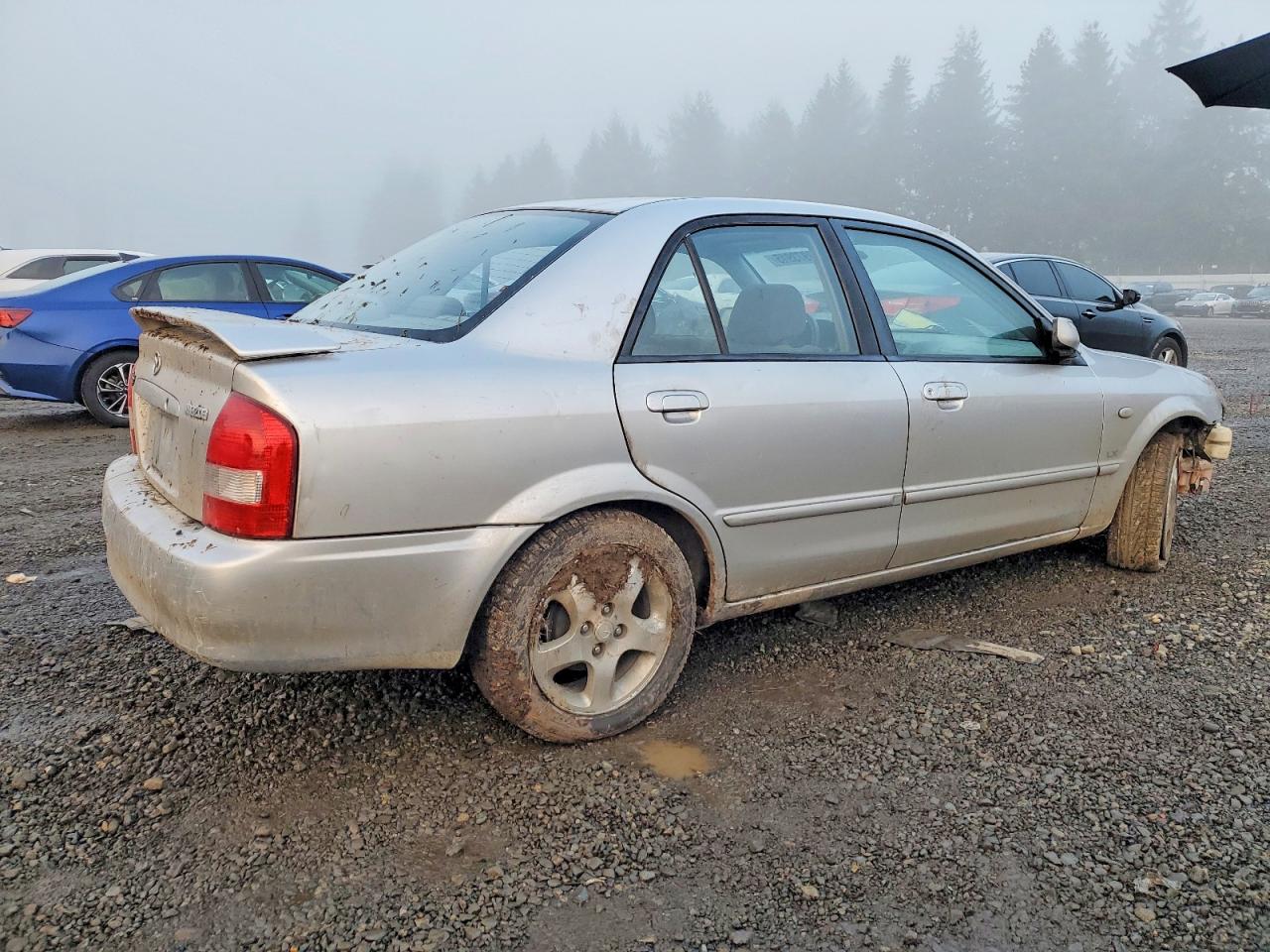 2002 MAZDA PROTEGE DX photo 3