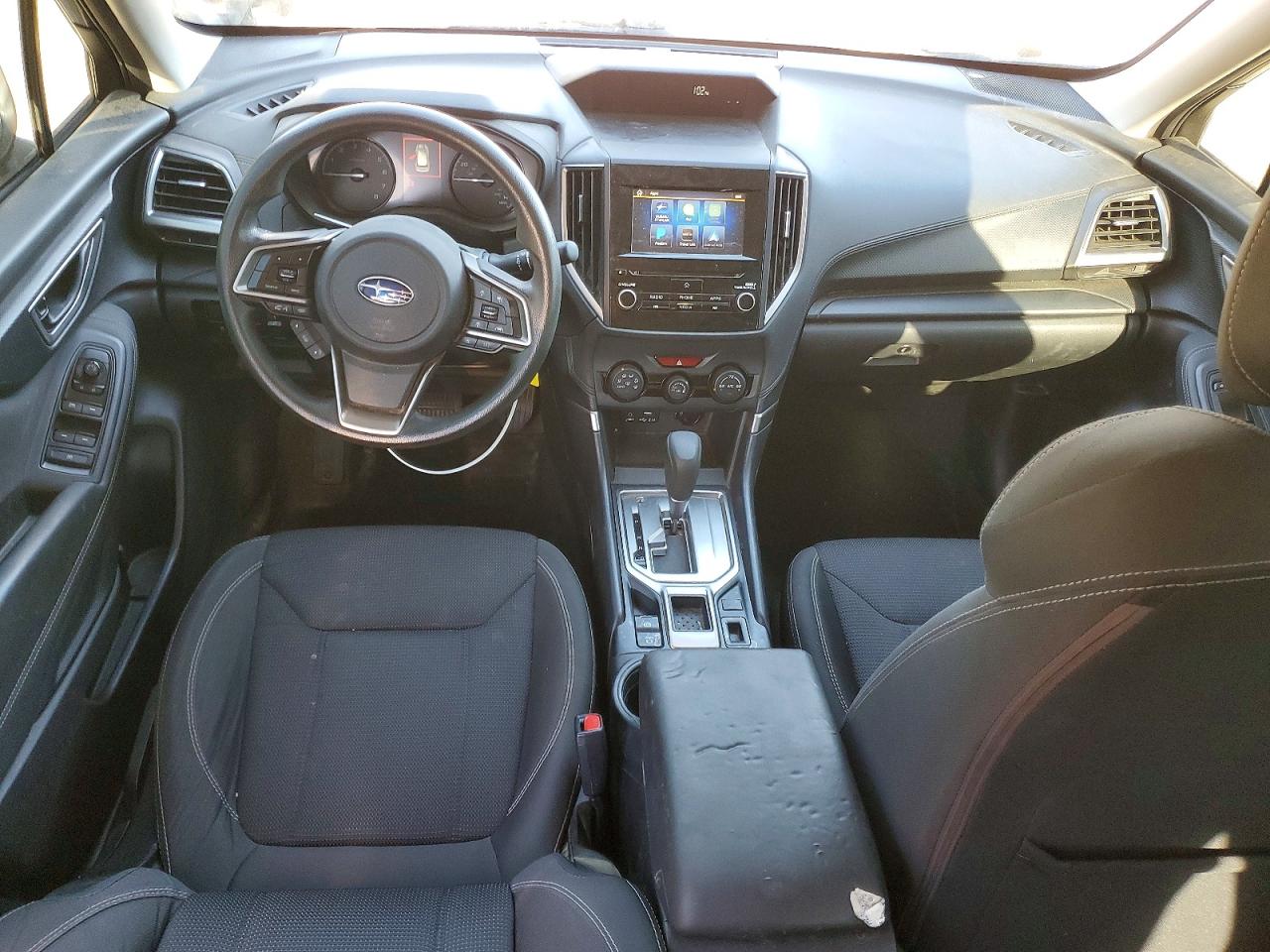 2019 SUBARU FORESTER photo 8