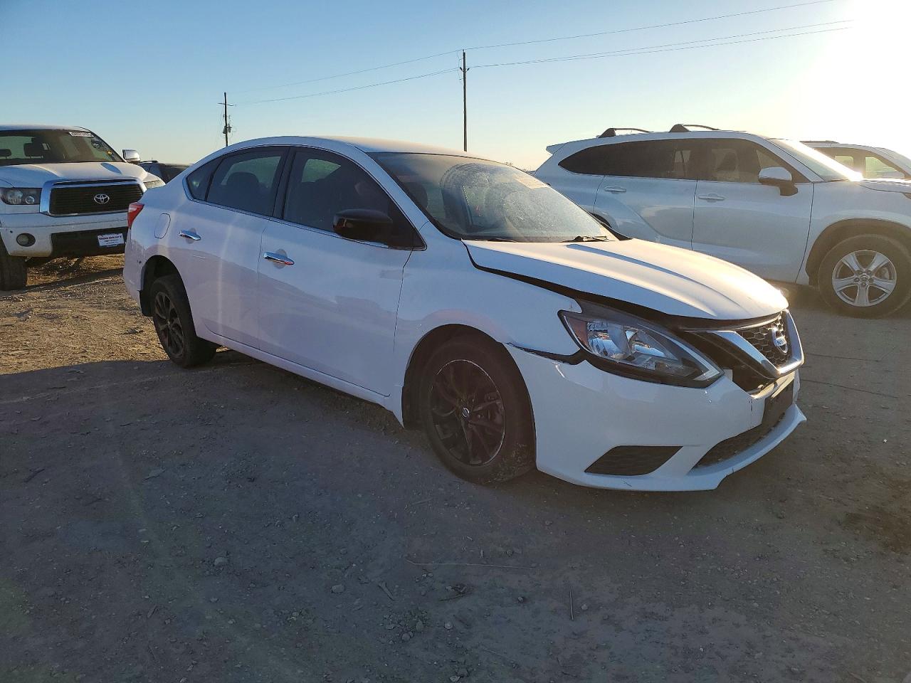 2018 NISSAN SENTRA S photo 4