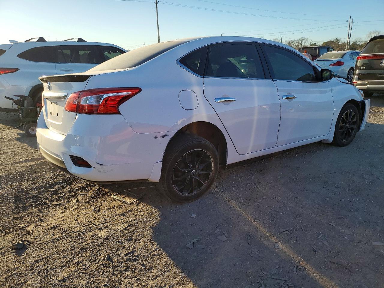 2018 NISSAN SENTRA S photo 3