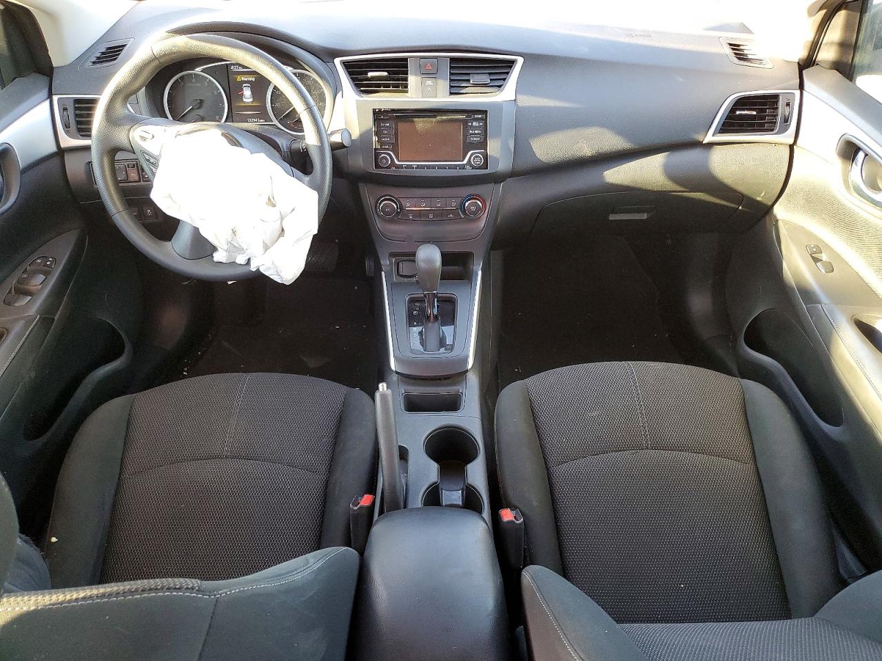 2018 NISSAN SENTRA S photo 8