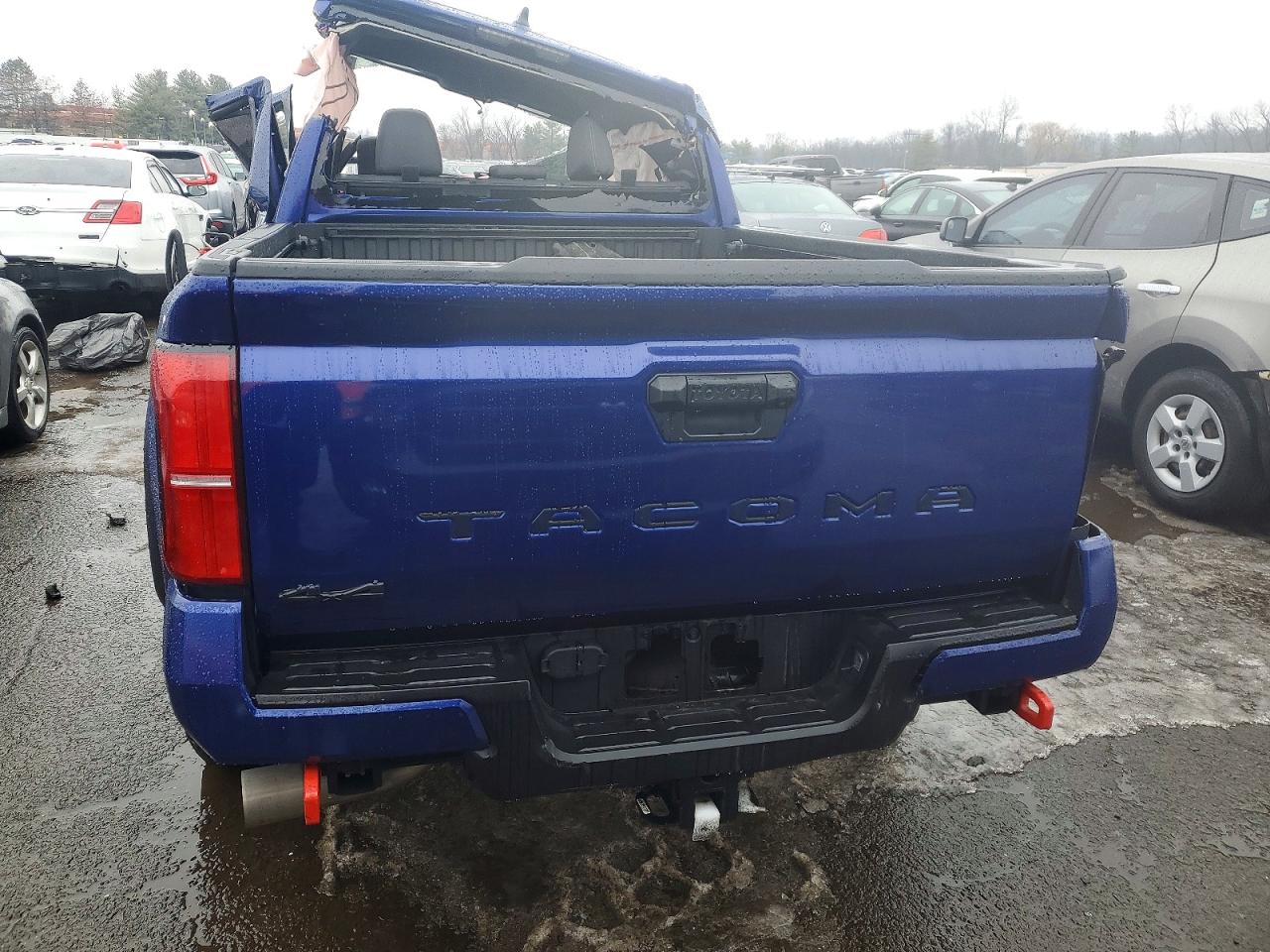 2024 TOYOTA TACOMA TRD OFF-ROAD photo 6