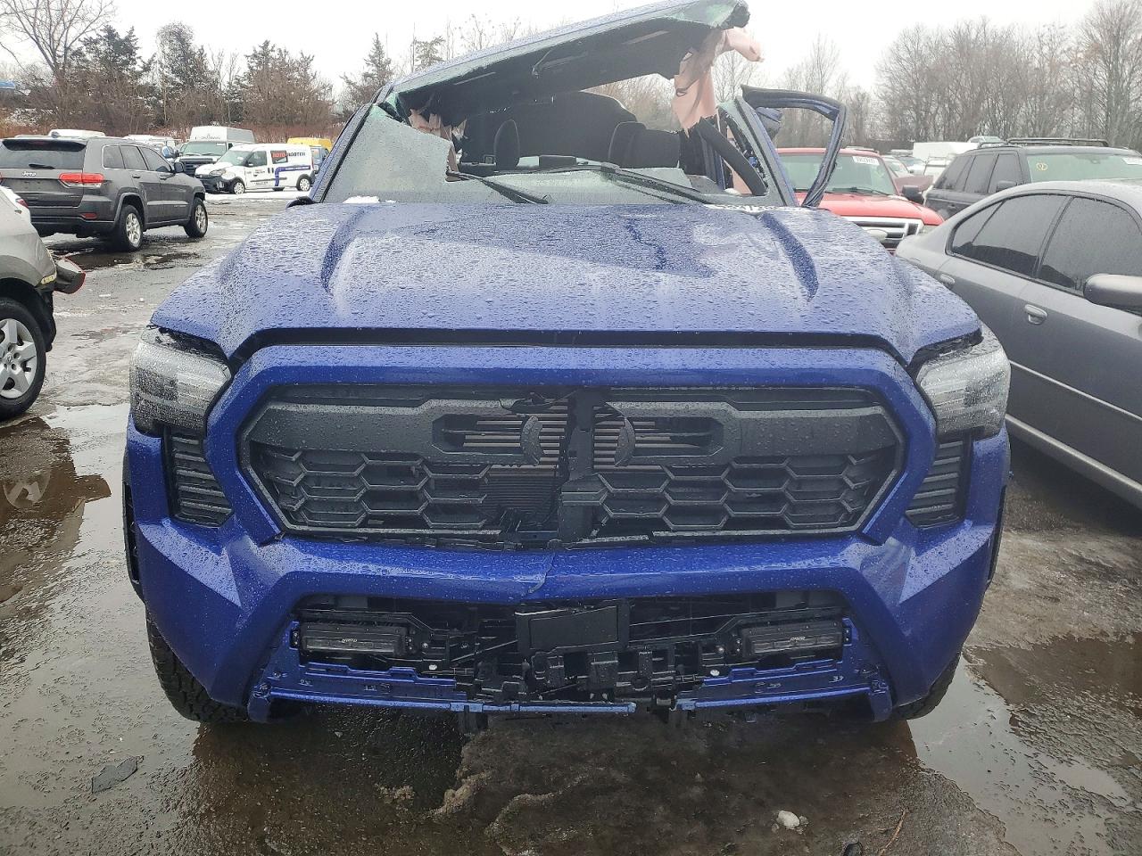 2024 TOYOTA TACOMA TRD OFF-ROAD photo 5