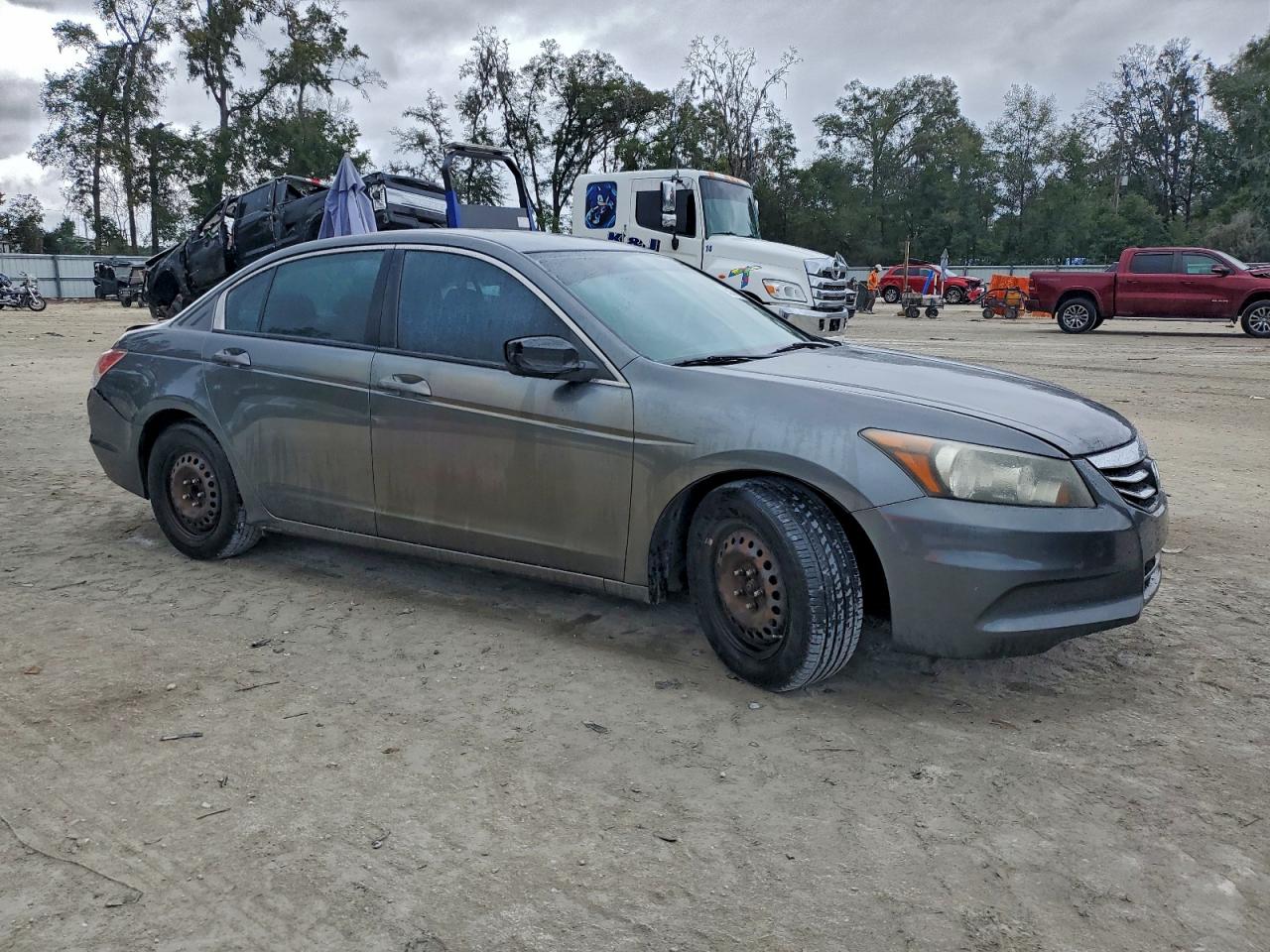 2012 HONDA ACCORD LX photo 4