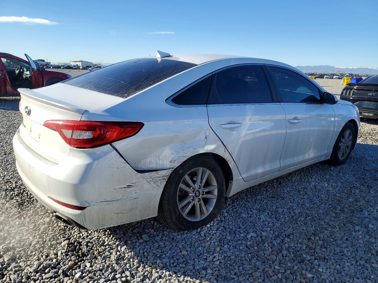 2016 HYUNDAI SONATA SE photo 7