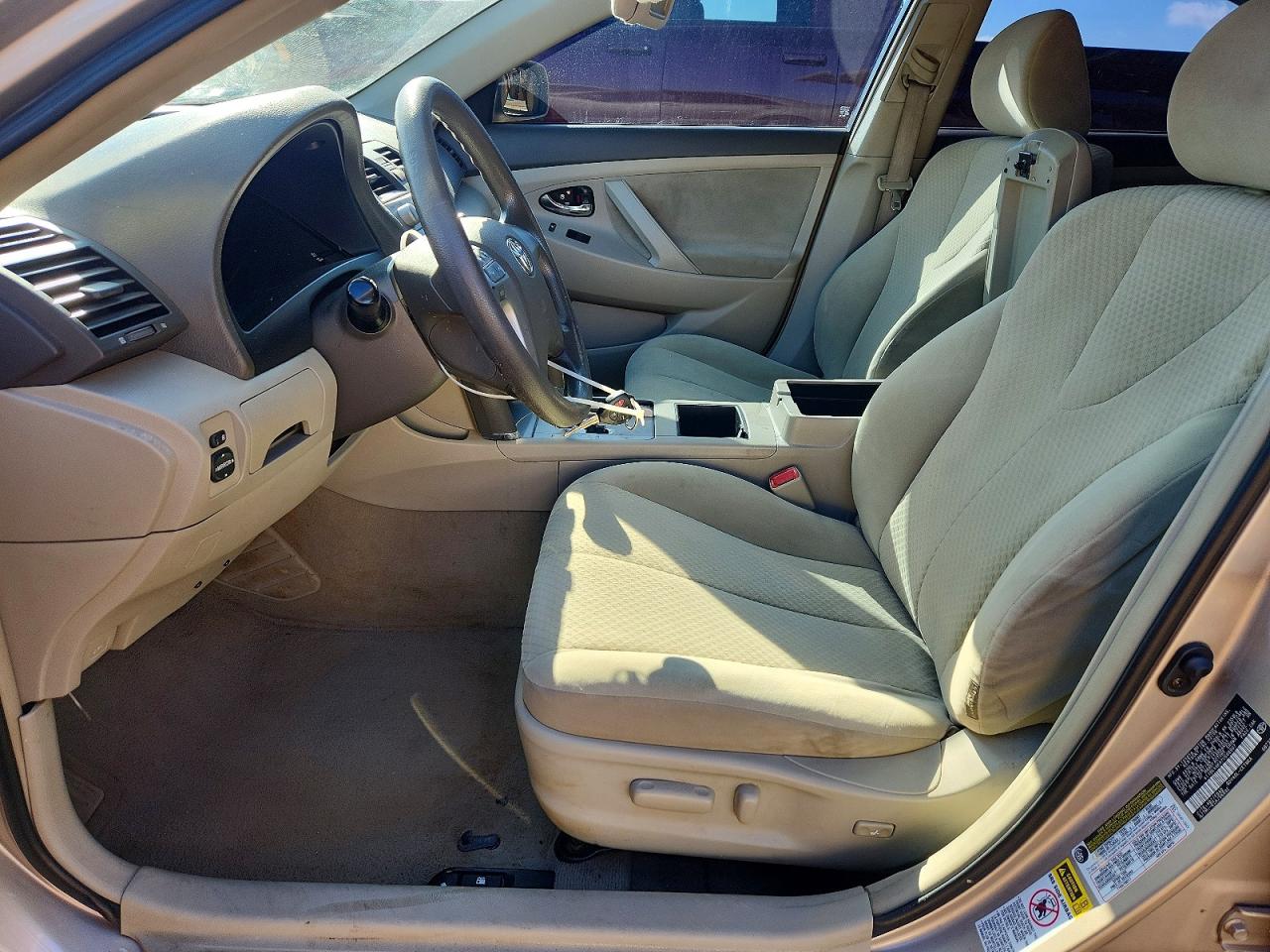 2007 TOYOTA CAMRY LE photo 13