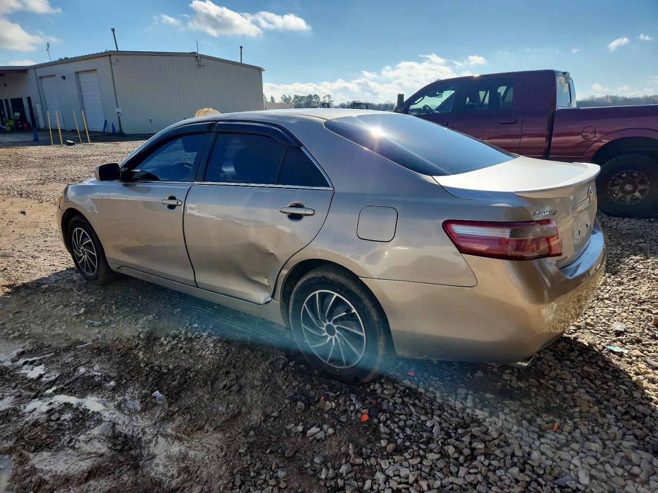 2007 TOYOTA CAMRY LE photo 3