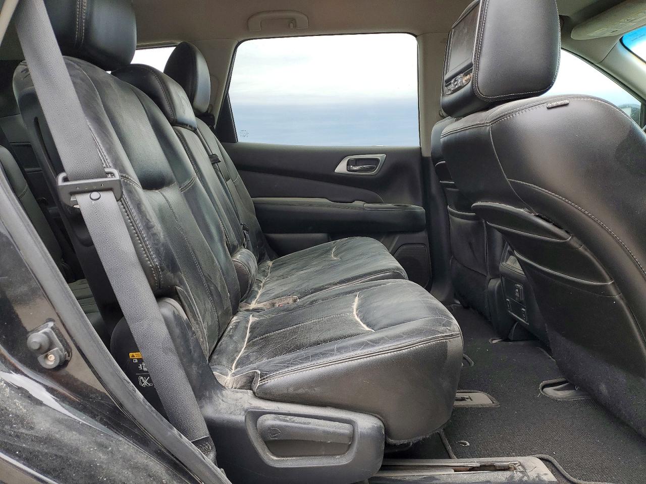 2013 NISSAN PATHFINDER S photo 31