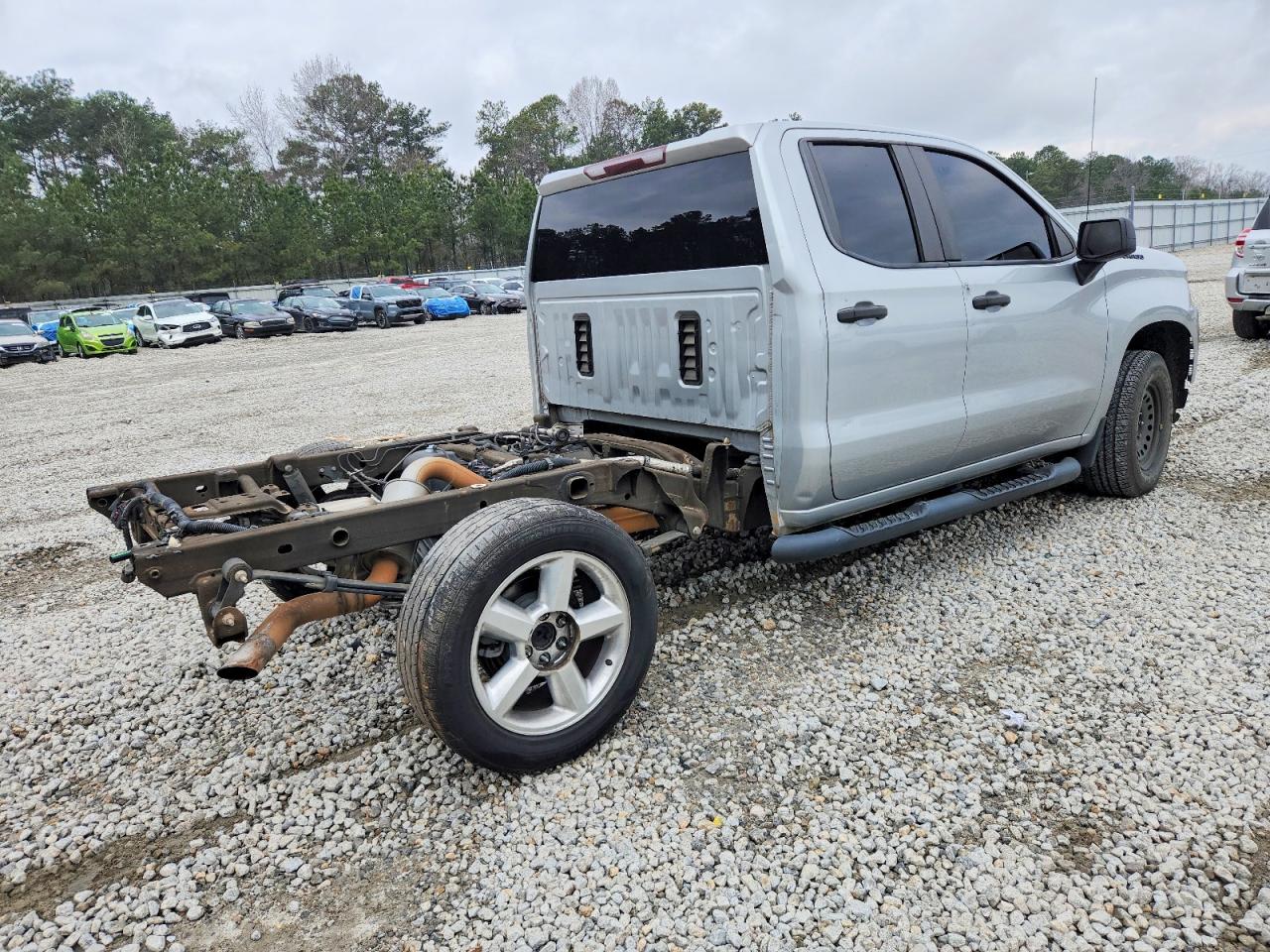 2021 CHEVROLET SILVERADO C1500 CUSTOM photo 3