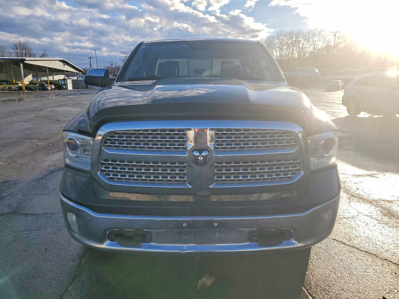 2013 RAM 1500 LARAMIE photo 5