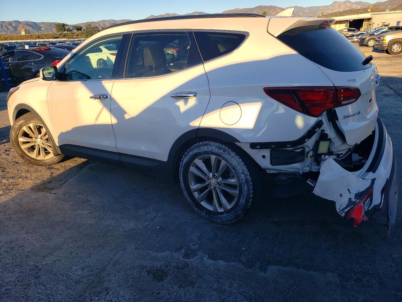 2018 HYUNDAI SANTA FE SPORT photo 2