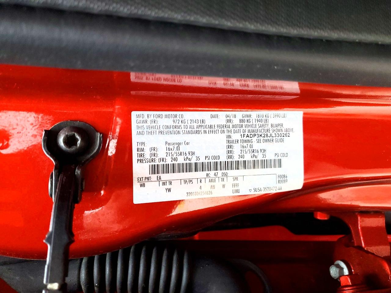 2018 FORD FOCUS SE photo 12