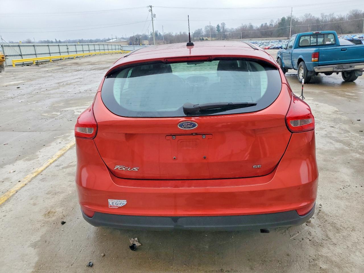 2018 FORD FOCUS SE photo 6