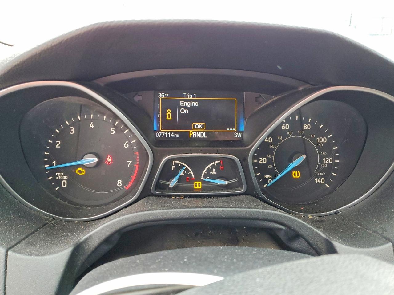 2018 FORD FOCUS SE photo 9