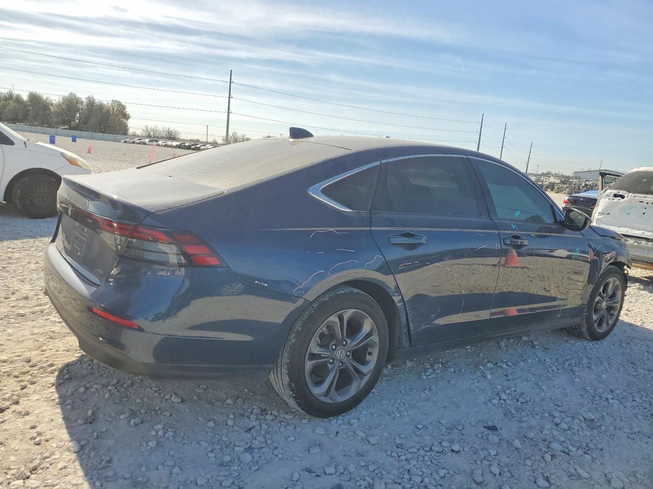2024 HONDA ACCORD EX photo 3