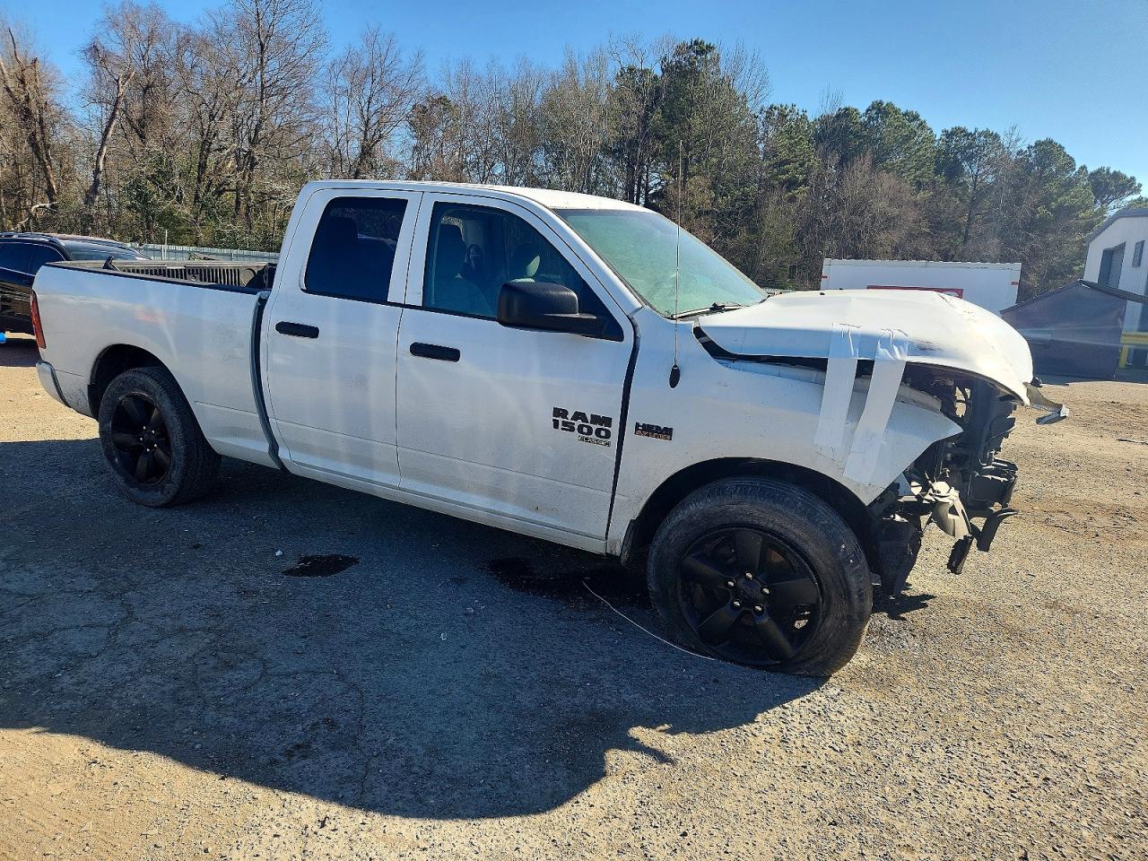 2019 RAM 1500 CLASSIC TRADESMAN photo 4