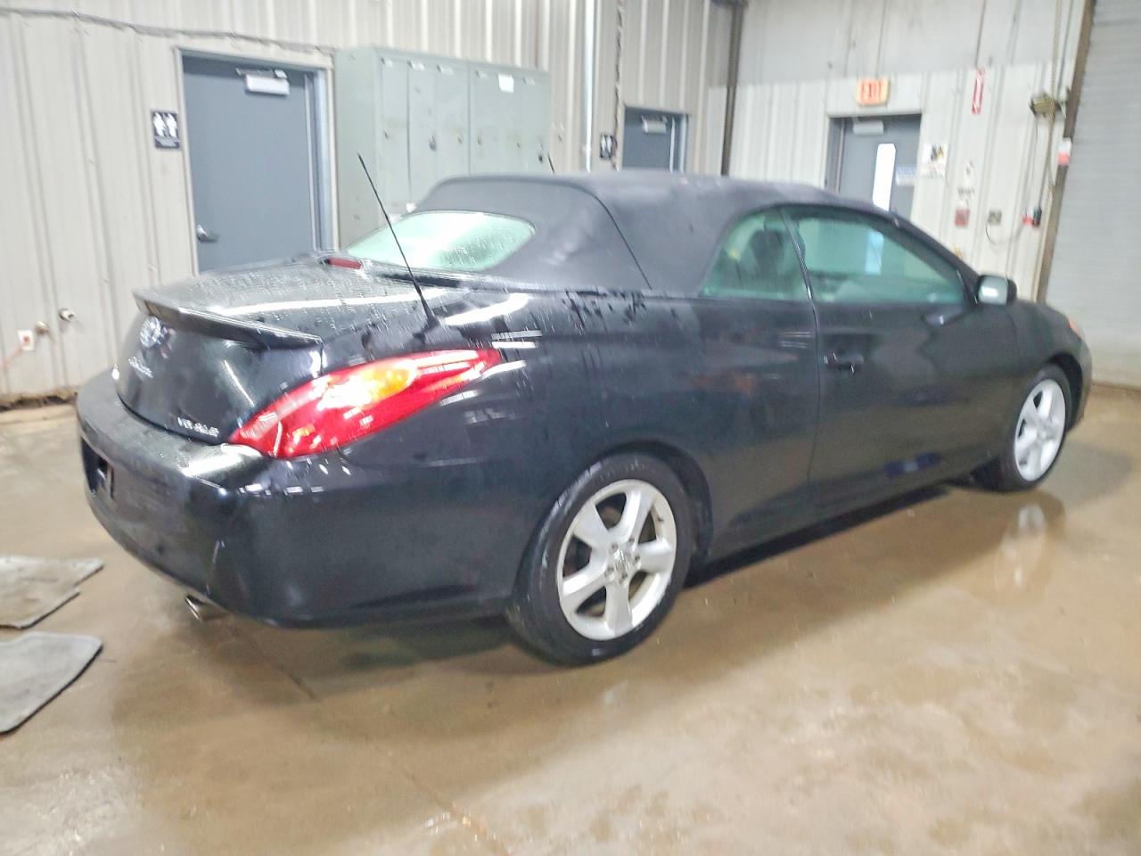 2005 TOYOTA CAMRY SOLARA SE photo 3