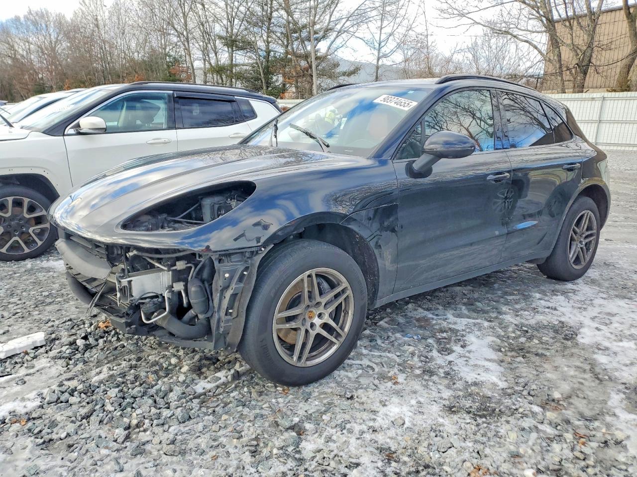 2018 PORSCHE MACAN