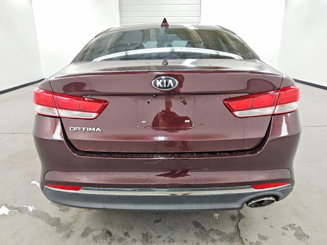 2016 KIA OPTIMA LX photo 6