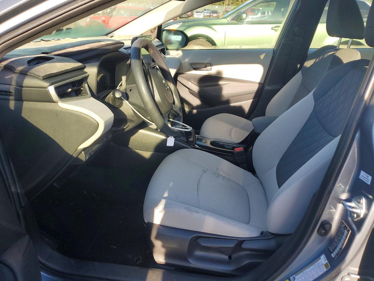 2022 TOYOTA COROLLA LE photo 7