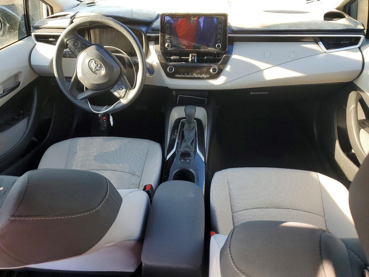 2022 TOYOTA COROLLA LE photo 8