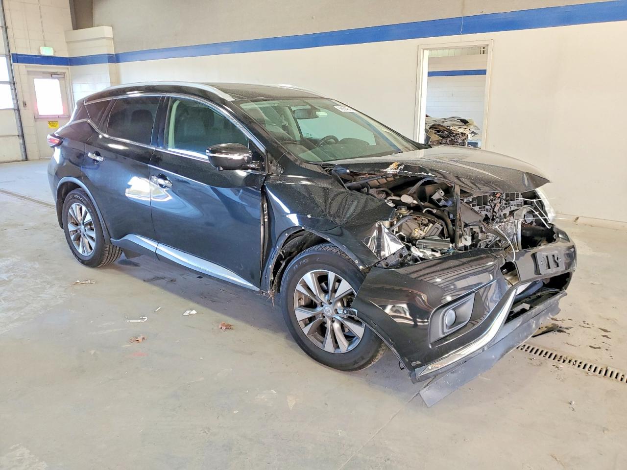 2015 NISSAN MURANO S photo 4