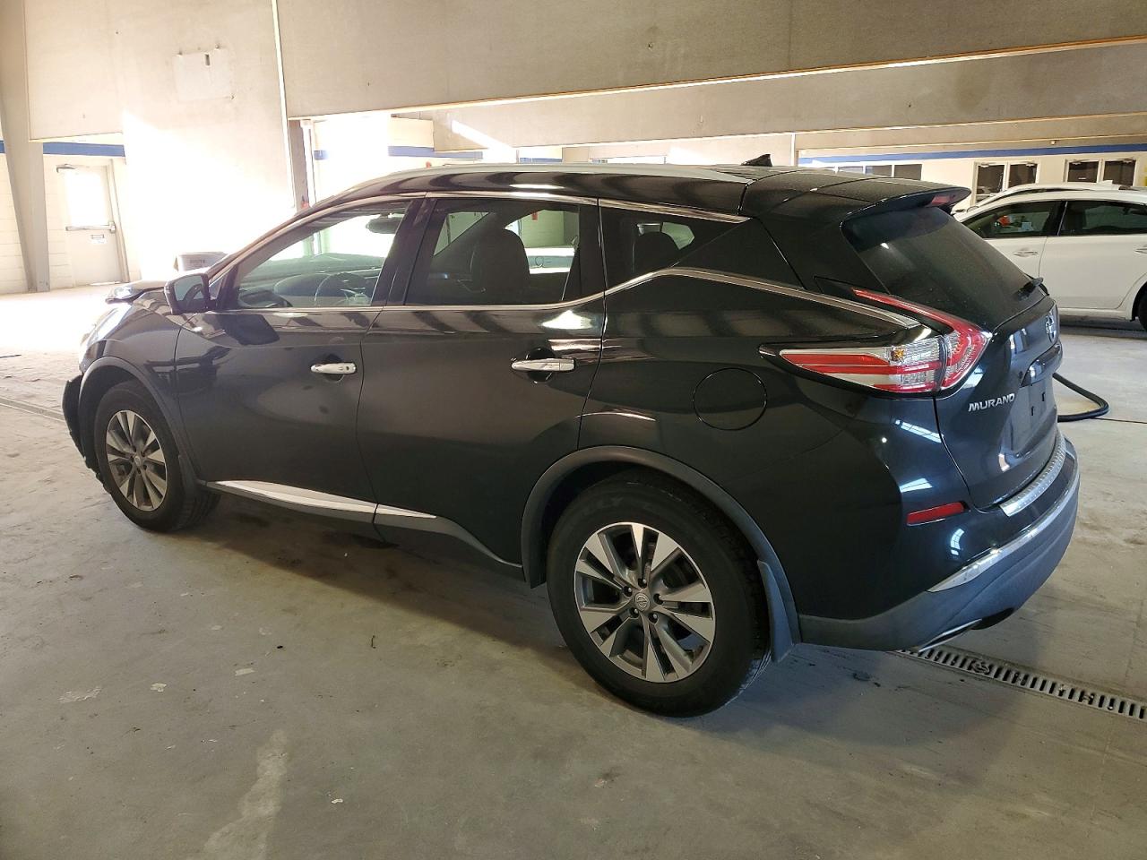 2015 NISSAN MURANO S photo 2