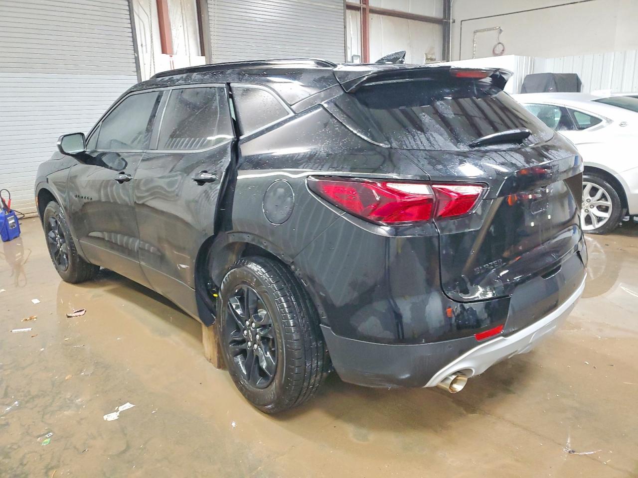 2020 CHEVROLET BLAZER 2LT photo 2