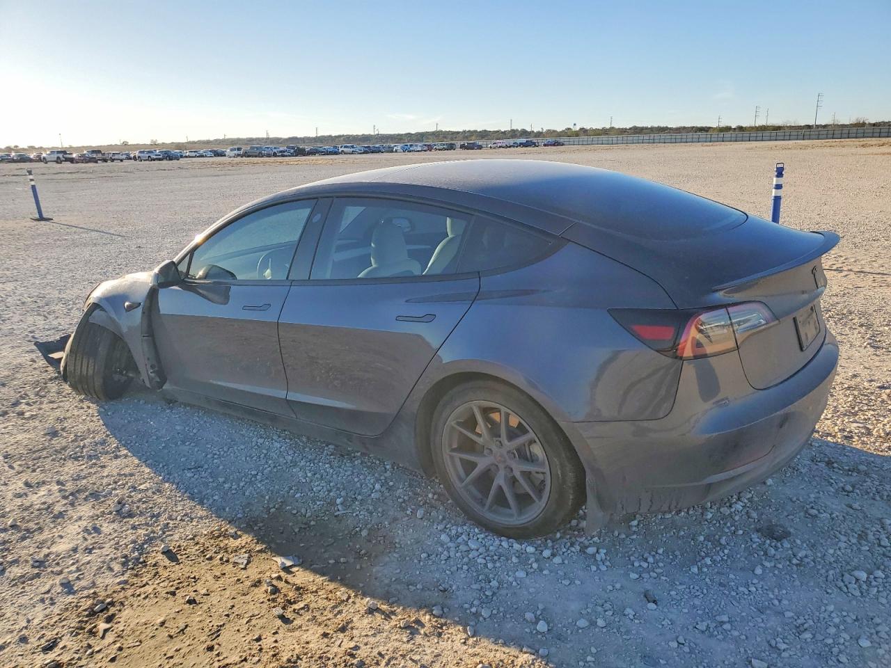 2023 TESLA MODEL 3 photo 2