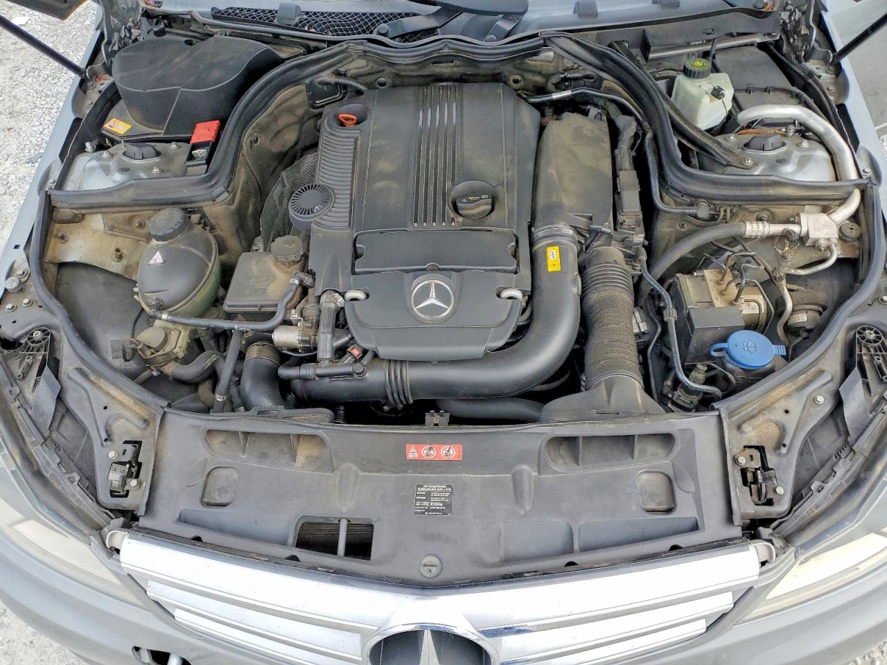 2013 MERCEDES-BENZ C 250 photo 11