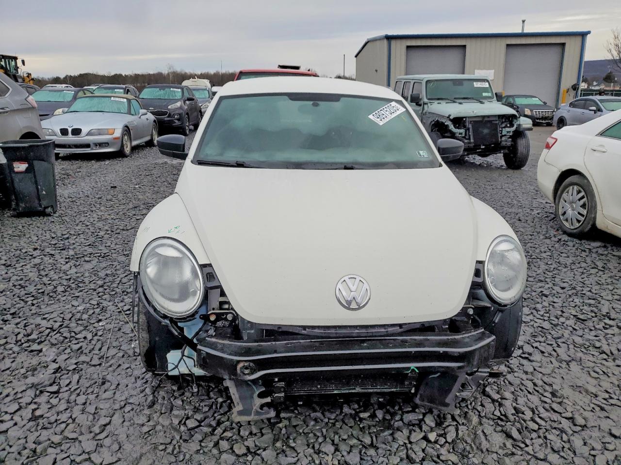 2013 VOLKSWAGEN BEETLE photo 13